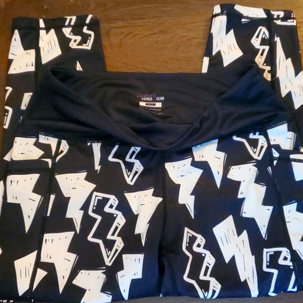 CVG Thunderstruck Capri Size Medium